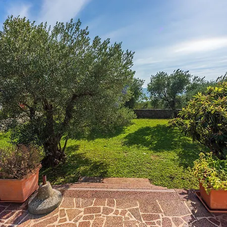 Dom wakacyjny Hundefreundliche Und Strandnahe Mit Meerblick, Privatpool, Grill